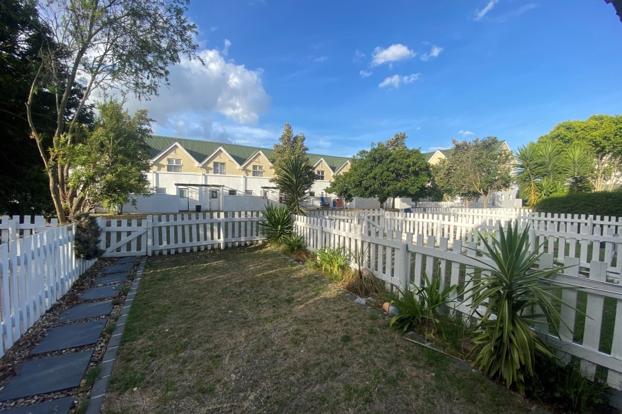 To Let 2 Bedroom Property for Rent in Rondebosch East Western Cape